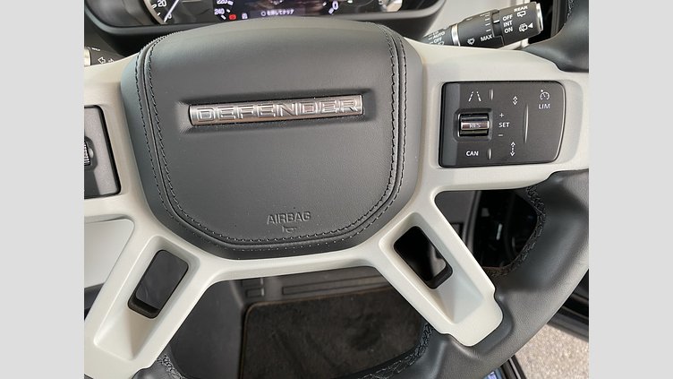 2023 認定中古車 Land Rover Defender 110 サントリーニブラック D300 AWD（AT） X-DYNAMIC HSE