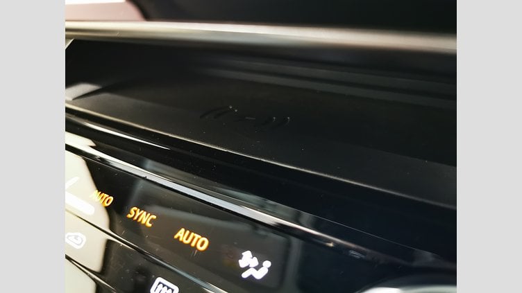2023 認定中古車 Land Rover Range Rover Sport アイガーグレイ 3.0リッター6気筒300PSターボチャージドディーゼルMHEV（オートマチック） DYNAMIC HSE