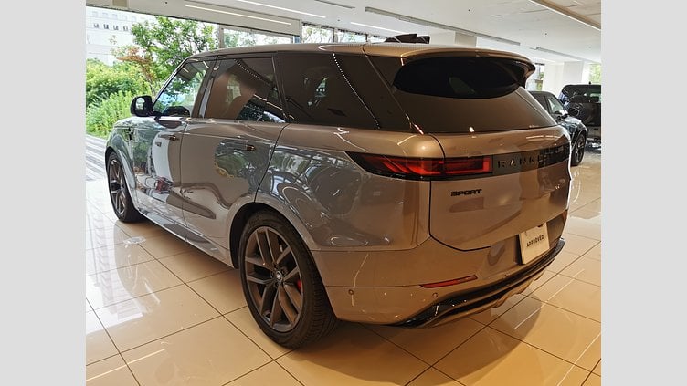 2023 認定中古車 Land Rover Range Rover Sport アイガーグレイ 3.0リッター6気筒300PSターボチャージドディーゼルMHEV（オートマチック） DYNAMIC HSE