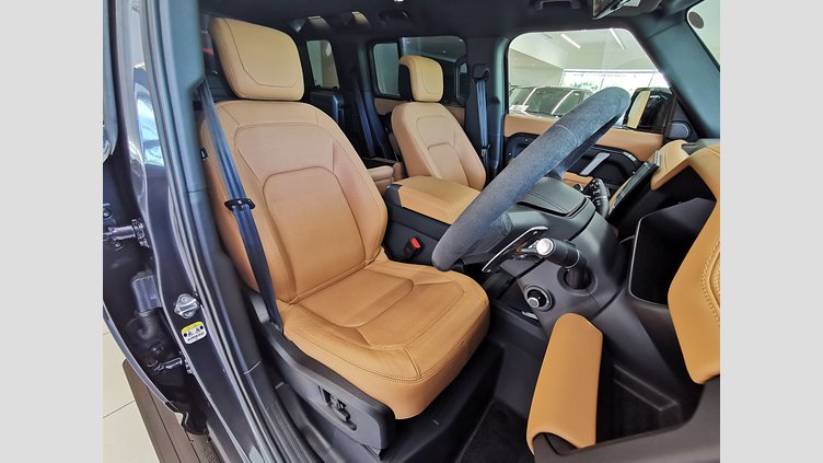 2023 認定中古車 Land Rover Defender 110 カルパチアングレイ P525 AWD (AT) V8 CARPATHIAN EDITION