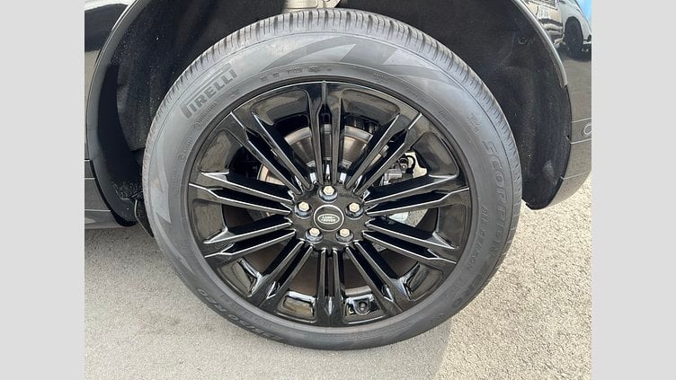 2024 認定中古車 Land Rover Range Rover Evoque サントリーニブラック D200マイルドハイブリッド（ディーゼル） Standard Wheelbase DYNAMIC SE