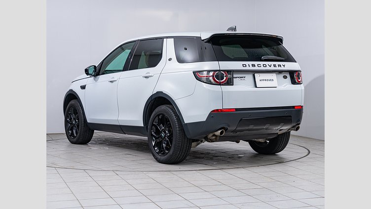 2017 認定中古車 Land Rover Discovery Sport Yulong White 2.0 litre Si4 Petrol HSE