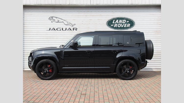 2022 認定中古車 Land Rover Defender 110 サントリーニブラック D300 AWD（AT） X