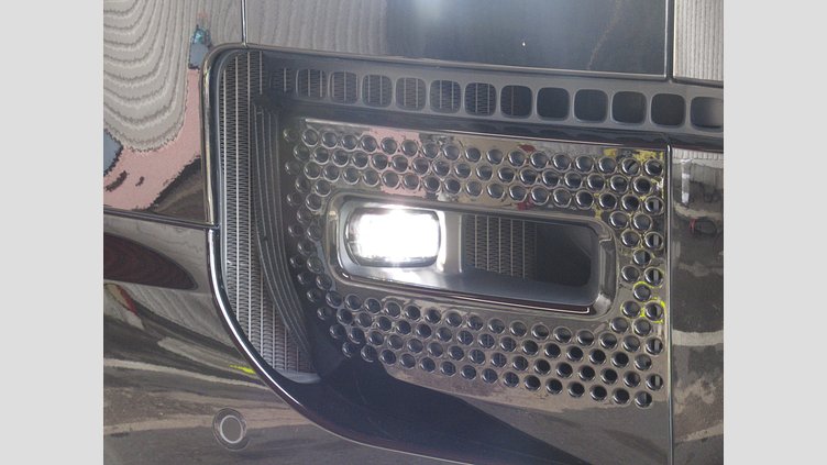 2022 認定中古車 Land Rover Defender 110 サントリーニブラック D300 AWD（AT） X