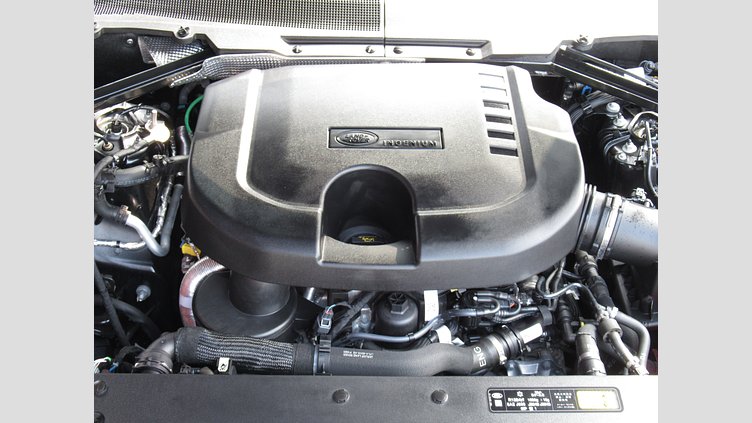2022 認定中古車 Land Rover Defender 110 サントリーニブラック D300 AWD（AT） X