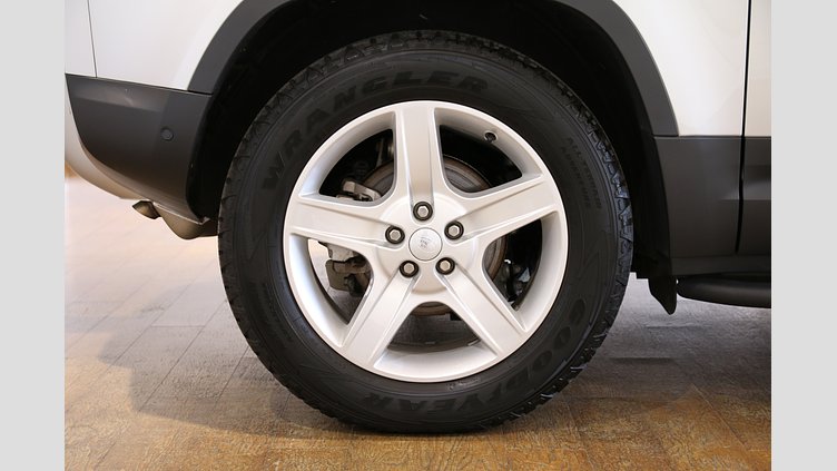 2021 認定中古車 Land Rover Defender 90 ハクバシルバー P300 AWD（AT） SE