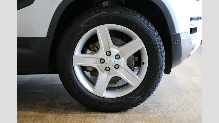 2021 認定中古車 Land Rover Defender 90 ハクバシルバー P300 AWD（AT） SE