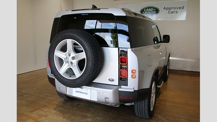 2021 認定中古車 Land Rover Defender 90 ハクバシルバー P300 AWD（AT） SE