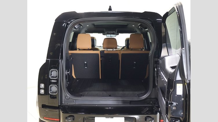 2024 認定中古車 Land Rover Defender 110 サントリーニブラック P525 AWD (AT) V8