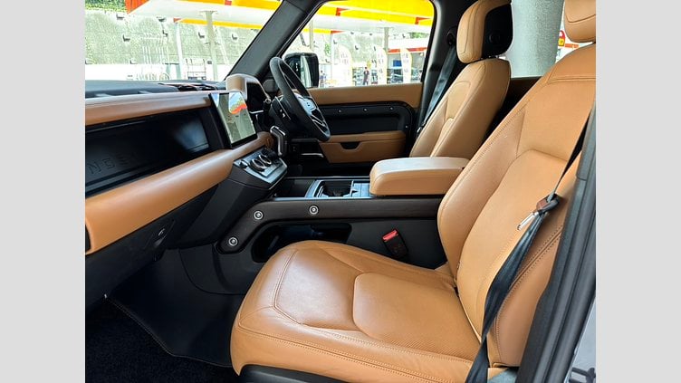 2023 認定中古車 Land Rover Defender 110 カルパチアングレイ P525 AWD (AT) V8 CARPATHIAN EDITION