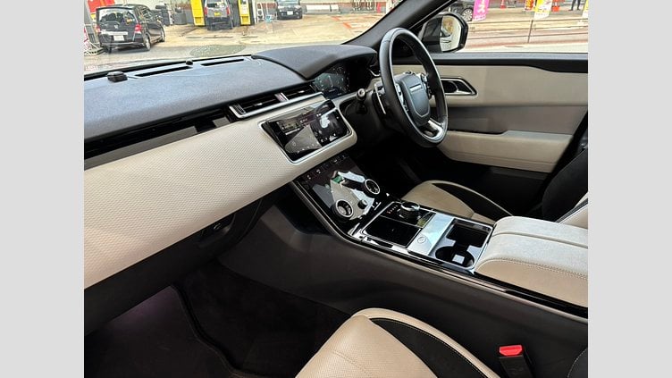 2020 認定中古車 Land Rover Range Rover Velar ユーロンホワイト D180 R-DYNAMIC S