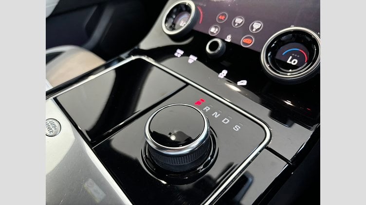 2020 認定中古車 Land Rover Range Rover Velar ユーロンホワイト D180 R-DYNAMIC S