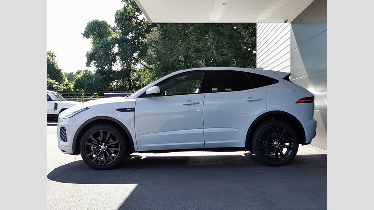 2018 認定中古車 Jaguar E-Pace ユーロン ホワイト P250 オートマチック全輪駆動 R-DYNAMIC HSE