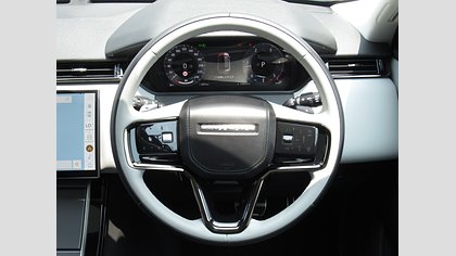 Range Rover Velar 17