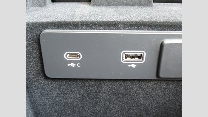 Range Rover Velar 38