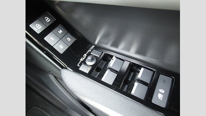 Range Rover Velar 43