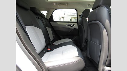 Range Rover Velar 4