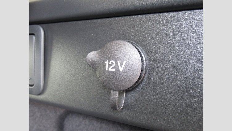2024 認定中古車 Land Rover Range Rover Velar アロイオスグレイ D200マイルドハイブリッド（ディーゼル） スタンダードホイールベース Dynamic SE