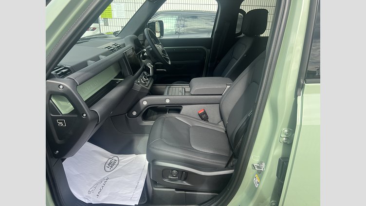2023 認定中古車 Land Rover Defender 110 グラスミアグリーン D300 AWD（AT） 75TH LIMITED EDITION