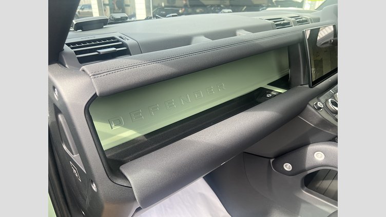 2023 認定中古車 Land Rover Defender 110 グラスミアグリーン D300 AWD（AT） 75TH LIMITED EDITION