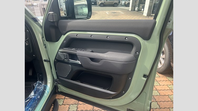 2023 認定中古車 Land Rover Defender 110 グラスミアグリーン D300 AWD（AT） 75TH LIMITED EDITION