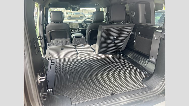 2023 認定中古車 Land Rover Defender 110 グラスミアグリーン D300 AWD（AT） 75TH LIMITED EDITION