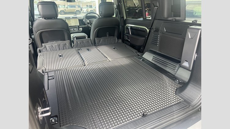 2023 認定中古車 Land Rover Defender 110 グラスミアグリーン D300 AWD（AT） 75TH LIMITED EDITION
