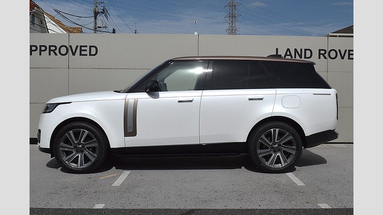 2024 認定中古車 Land Rover Range Rover アイシーホワイト - サテンフィニッシュ P550 AWD PHEV（AT） スタンダードホイールベース SV
