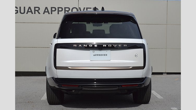 2024 認定中古車 Land Rover Range Rover アイシーホワイト - サテンフィニッシュ P550 AWD PHEV（AT） スタンダードホイールベース SV