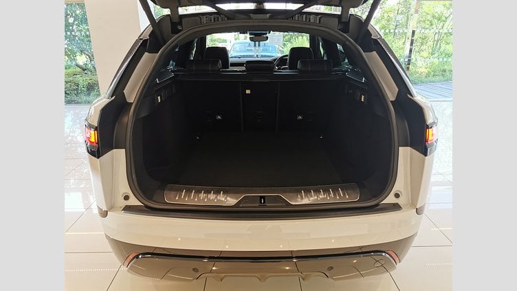 2018 認定中古車 Land Rover Range Rover Velar Yulong White 2.0 litre i4D Diesel RダイナミックSE