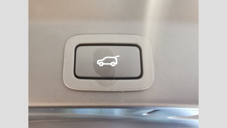 2019 認定中古車 Jaguar F-Pace Narvik Black 2.0 litre i4D Diesel Rスポーツ