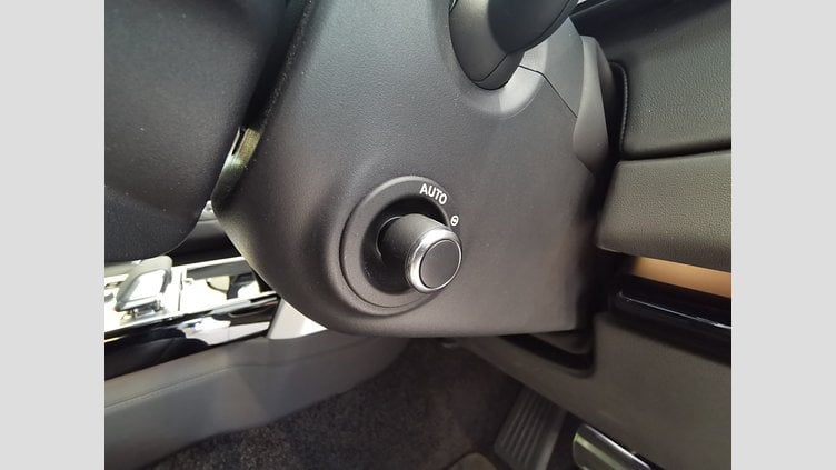2022 認定中古車 Land Rover Range Rover サントリーニブラック P530 AWD（AT） スタンダードホイールベース AUTOBIOGRAPHY