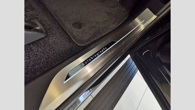 2022 認定中古車 Land Rover Range Rover サントリーニブラック P530 AWD（AT） スタンダードホイールベース AUTOBIOGRAPHY