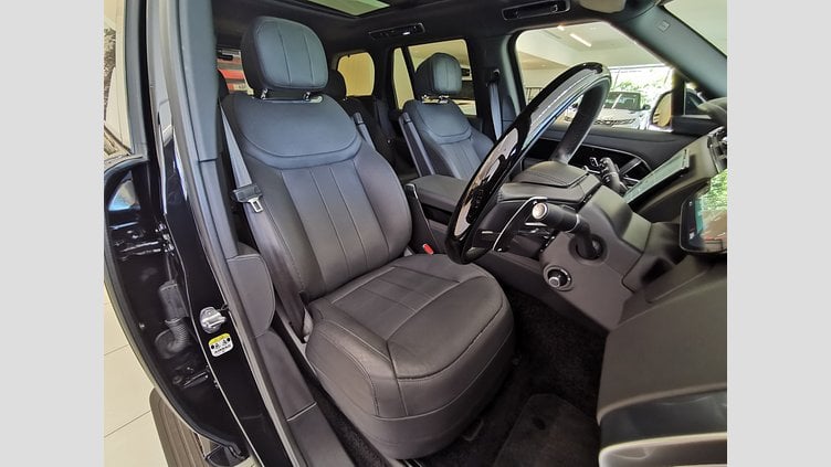 2022 認定中古車 Land Rover Range Rover サントリーニブラック P530 AWD（AT） スタンダードホイールベース AUTOBIOGRAPHY