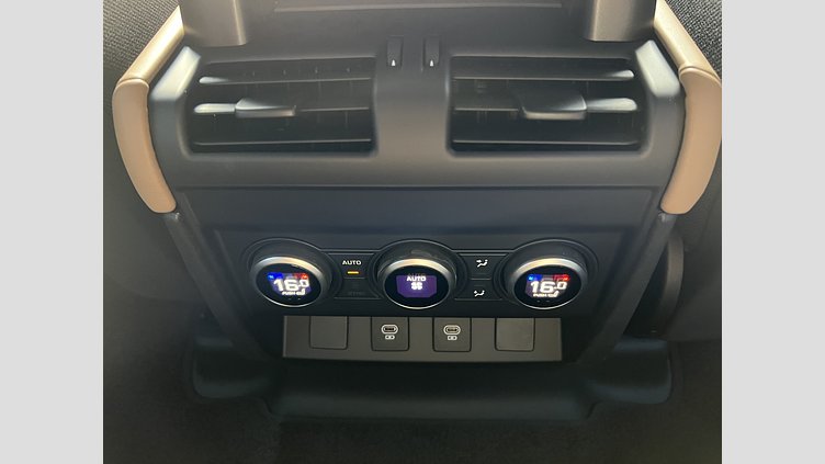2024 認定中古車 Land Rover Defender 110 カルパチアングレイ P525 ガソリン V8