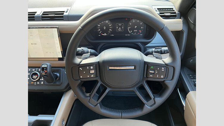 2024 認定中古車 Land Rover Defender 110 カルパチアングレイ P525 ガソリン V8