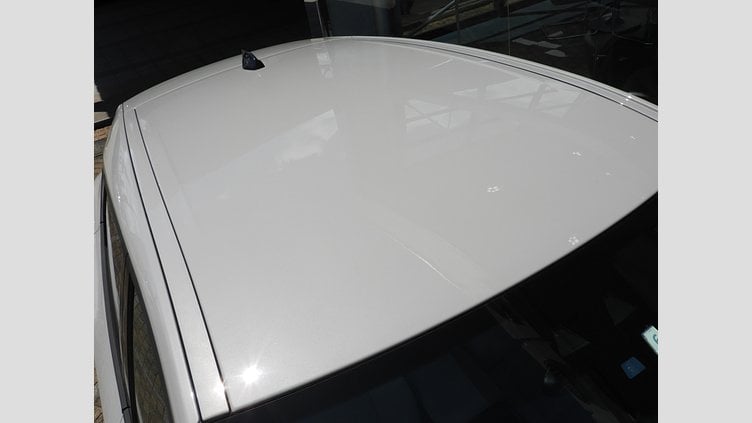 2019 認定中古車 Jaguar E-Pace ボラスコグレー D180 オートマチック全輪駆動 S