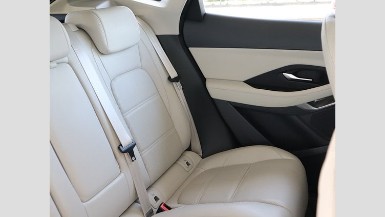 2019 認定中古車 Jaguar E-Pace ボラスコグレー D180 オートマチック全輪駆動 S