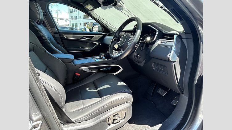 2023 認定中古車 Jaguar F-Pace アイガーグレイ P250 AWD（オートマチック） R-DYNAMIC SE
