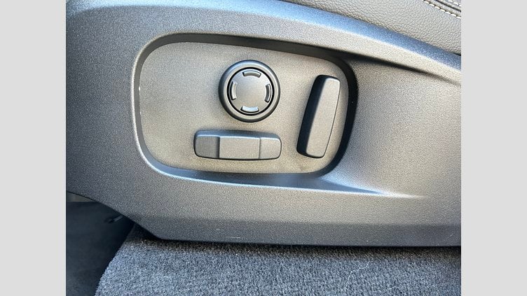 2023 認定中古車 Jaguar F-Pace アイガーグレイ P250 AWD（オートマチック） R-DYNAMIC SE