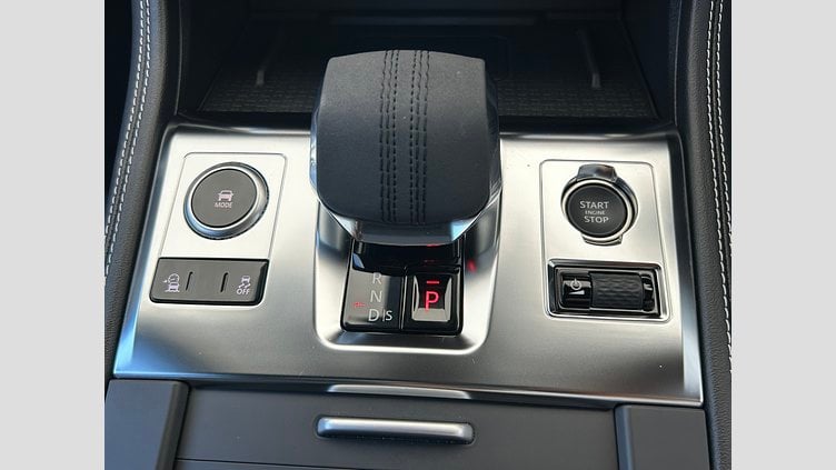 2023 認定中古車 Jaguar F-Pace アイガーグレイ P250 AWD（オートマチック） R-DYNAMIC SE