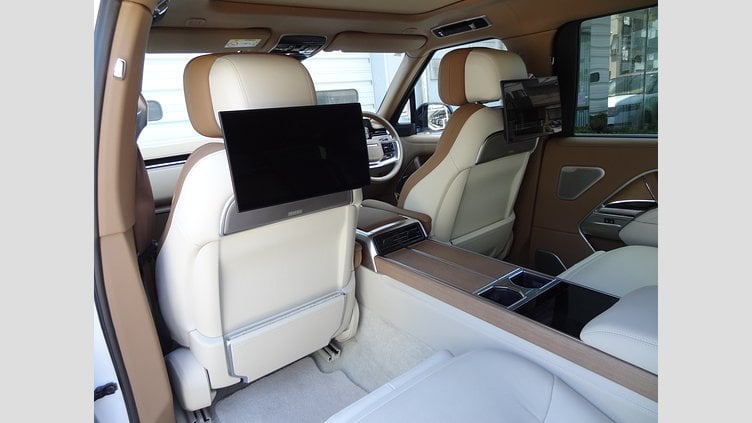 2023 認定中古車 Land Rover Range Rover アイシーホワイト - グロスフィニッシュ P530 AWD（AT） ロングホイールベース SV