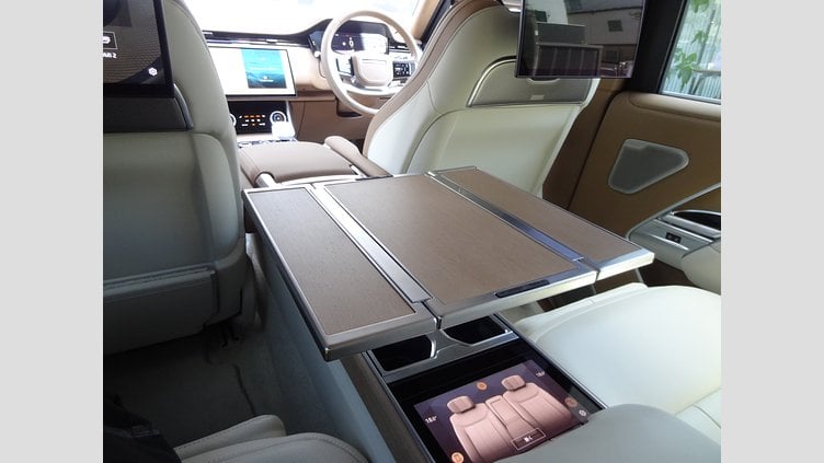 2023 認定中古車 Land Rover Range Rover アイシーホワイト - グロスフィニッシュ P530 AWD（AT） ロングホイールベース SV