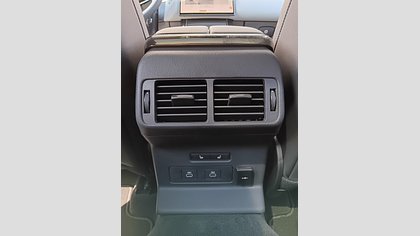 Range Rover Velar 16