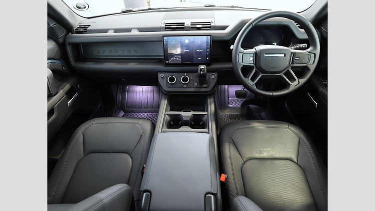 2025 New Land Rover Defender 90 Byron Blue Accompanied with the balance of the 5 year/ 100 000 km plan. FULL SERVICE HISTORY. The 2025 Defender 90 D250 S ) is the ultimate blend of rugged power and luxury. Equipped with a 183 kW, it offers impressive performance both on and off the road.  Land Rover Defender 90 D250 S