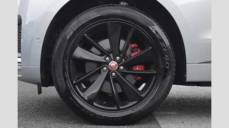 2022 認定中古車 Jaguar F-Pace ハクバシルバー D204 AWD（オートマチック）MHEV R-DYNAMIC SE