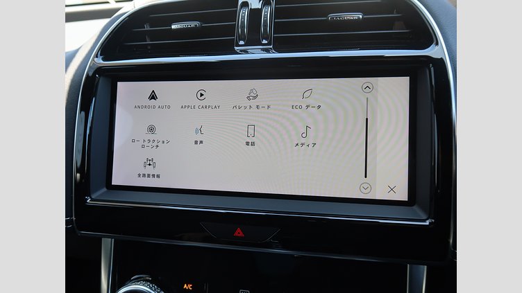 2020 認定中古車 Jaguar XE サントリーニブラック D200 AWD（オートマチック）MHEV 4 door Saloon R-DYNAMIC S