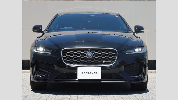 2020 認定中古車 Jaguar XE サントリーニブラック D200 AWD（オートマチック）MHEV 4 door Saloon R-DYNAMIC S