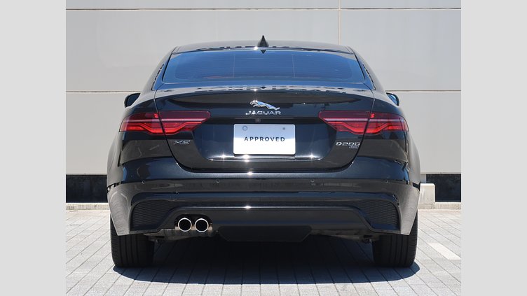 2020 認定中古車 Jaguar XE サントリーニブラック D200 AWD（オートマチック）MHEV 4 door Saloon R-DYNAMIC S