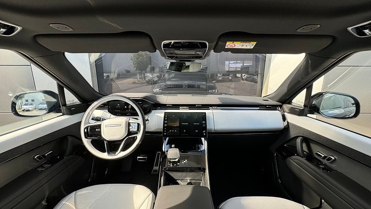 2025 SKLADOVÉ VOZIDLÁ Land Rover Range Rover Sport Santorini Black D250 Dynamic SE